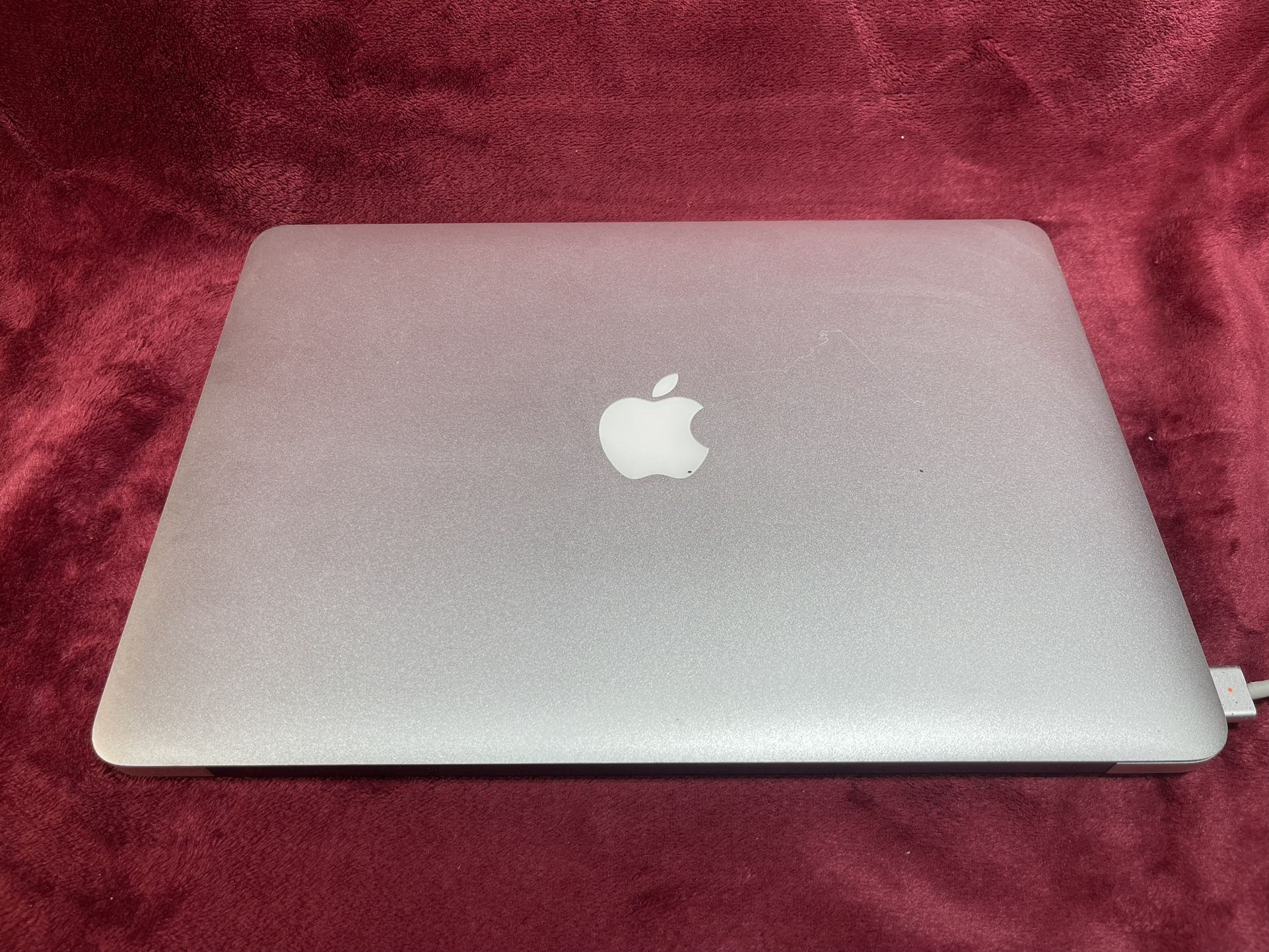 MacBook Air (for Parts Or Repair)