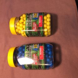 Paintballs 500 Total. Blue/Yellow