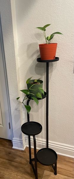 Plant stand - 4 Tier Metal (New)