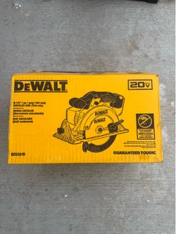 Dewalt Circular Saw (Brand New)