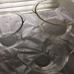 3 vintage Pyrex clear glass mixing bowls all for $60