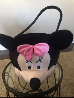 Large Minnie Mouse Easter basket