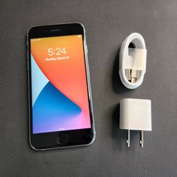 iPhone 6s - UNLOCKED - Like New  