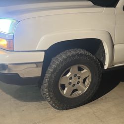 Lt285/70r17