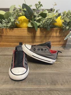 Toddler Velcro Converse Chuck Size 5