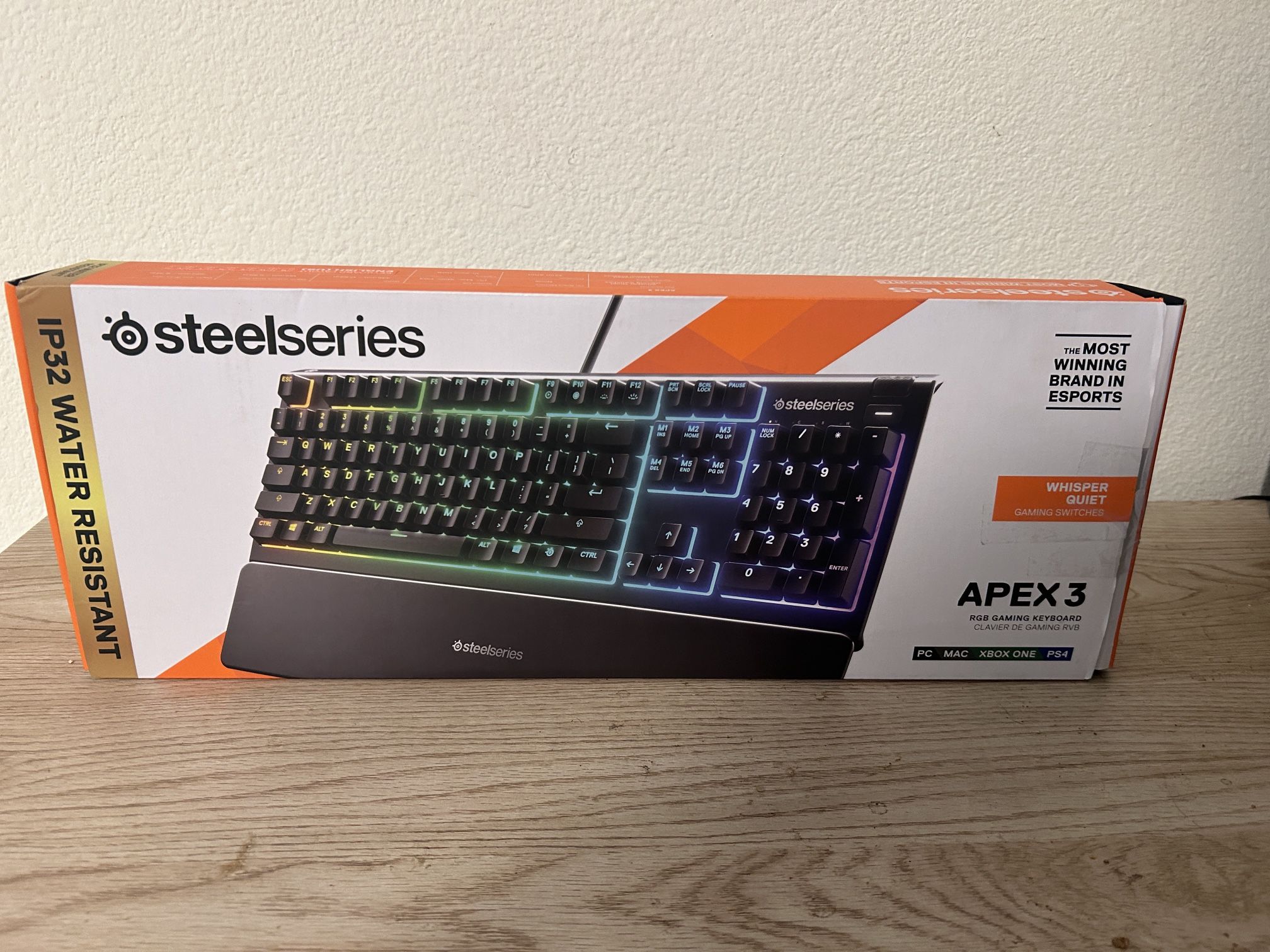 Steelseries Apex 3 Keyboard