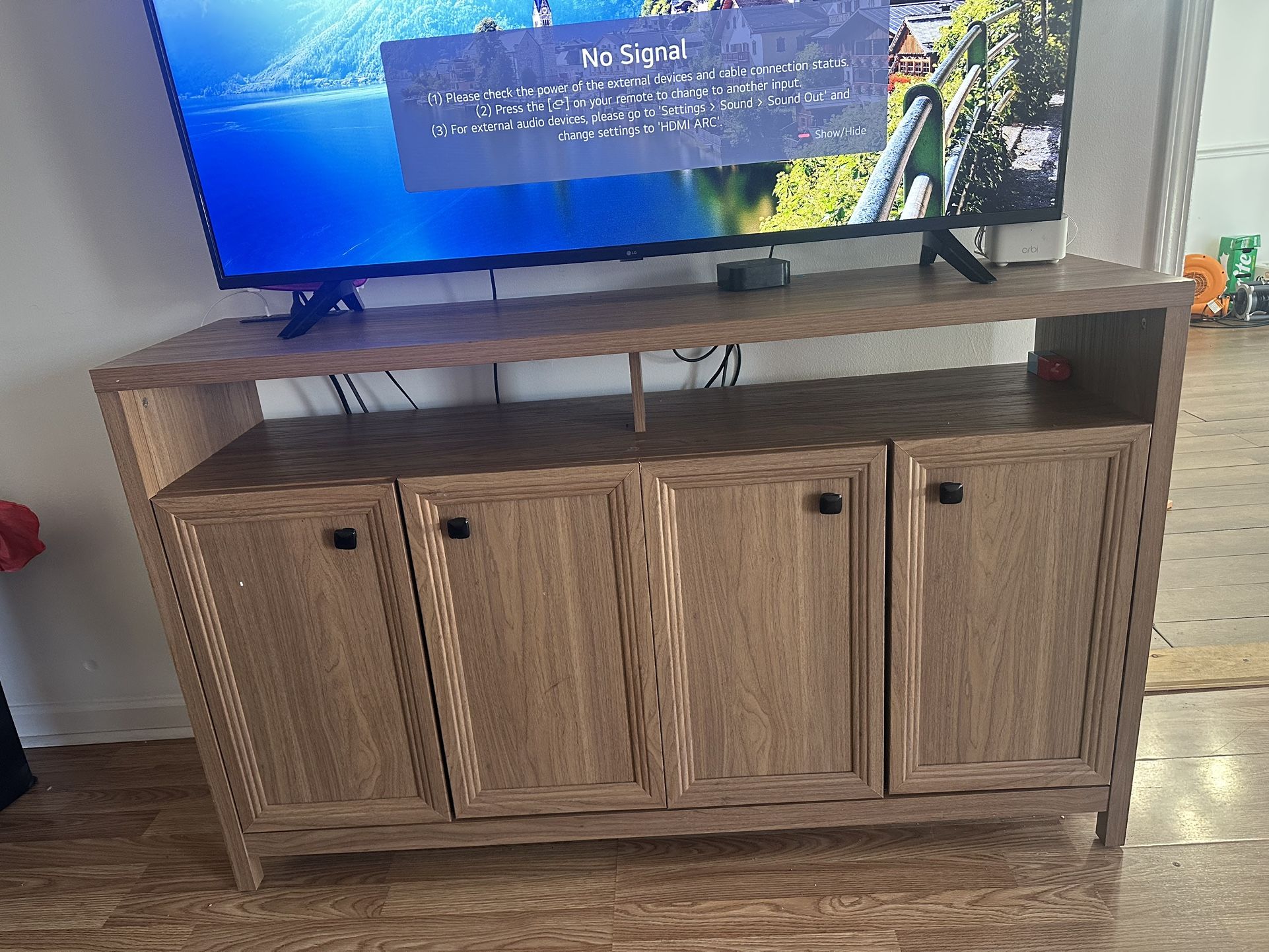 TV Stand 