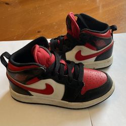 Nike Air Jordan 1 Mid (TD) 'Black Fire Red' Toddler Sneakers