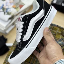 Vans Knu Skool 