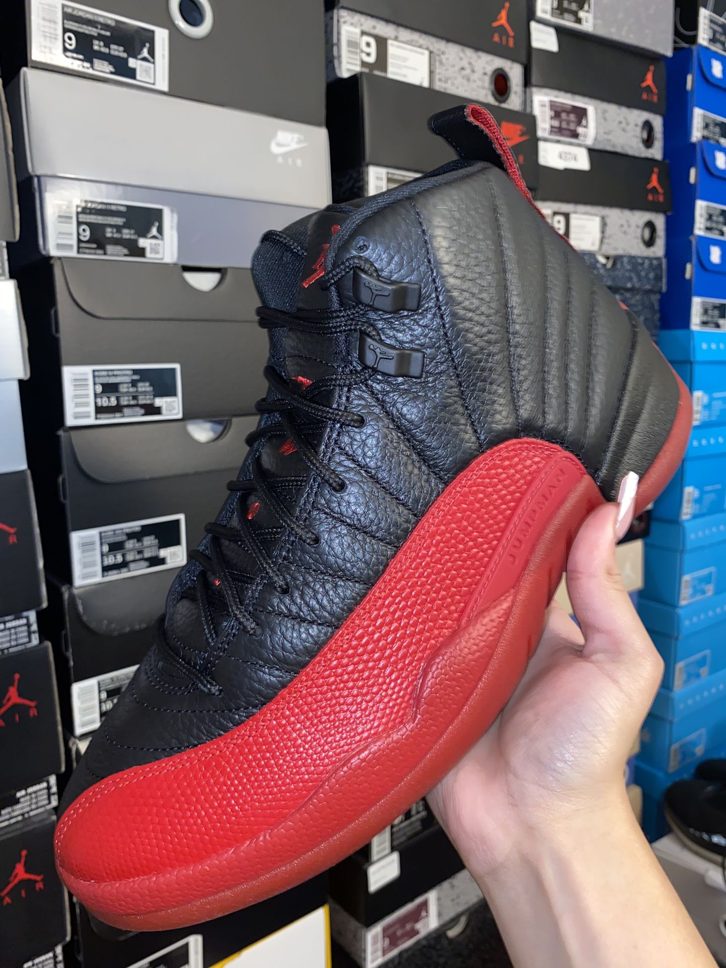 NIKE AIR JORDAN 12 RETRO FLU GAME