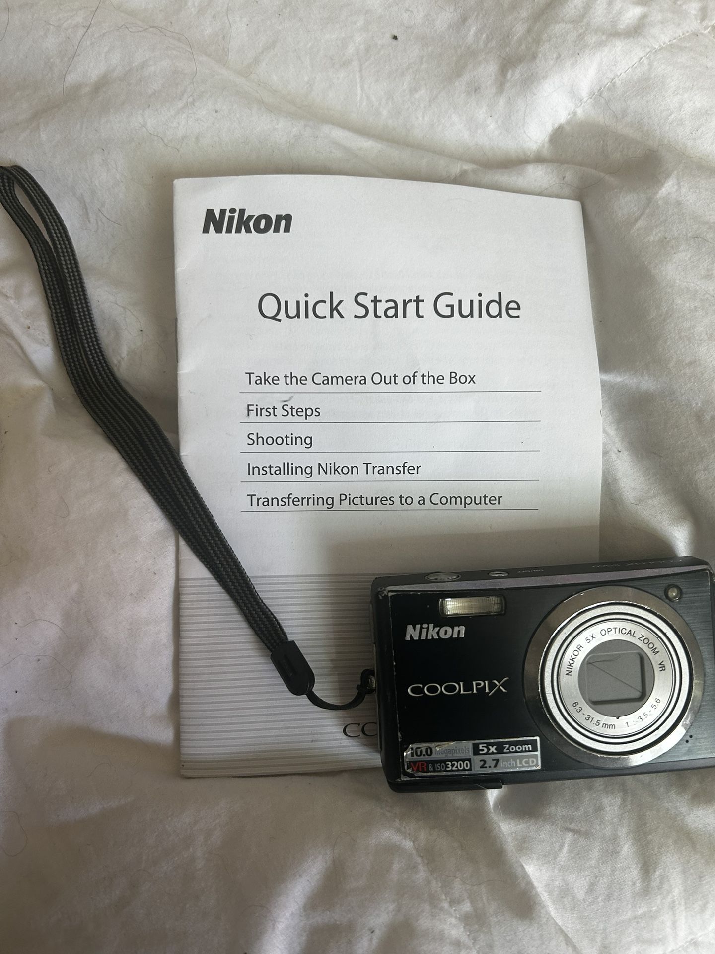 Nikon Coolpix S60 Compact Camera& Charger Used
