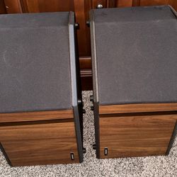 Bose 4.2 vintage bookshelf speakers, FIRM PRICE!!