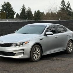 2017 Kia Optima 