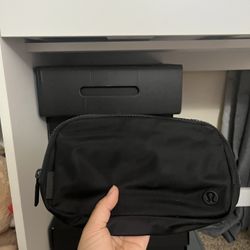 Lululemon Belt Bag 