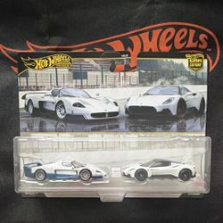 Hot Wheels Premium Car Culture Maserati MC12 & MC20 2-Pack 1:64 White/Blue