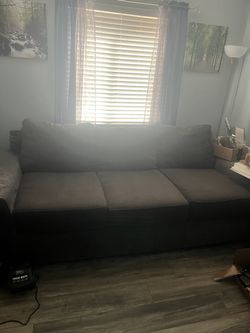 Living spaces 100 inch couch