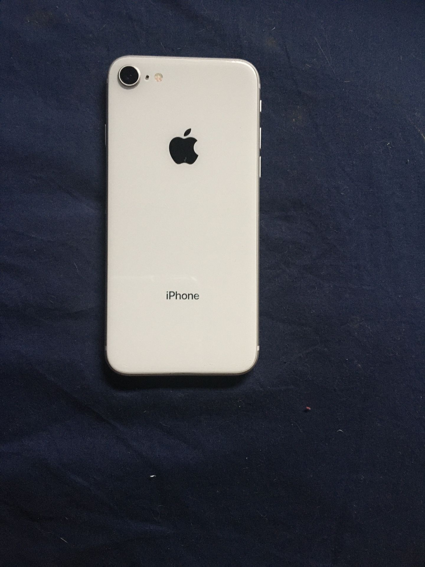 Brand New Fully Unlocked iPhone 8 With Warranty. NEED GONE
