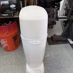 Diaper Genie 