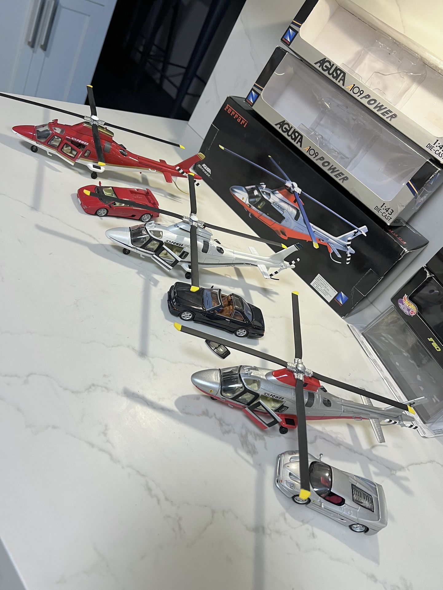 Super Rare 1/43 Scale Diecast Agusta A109 Helicopter With Matching