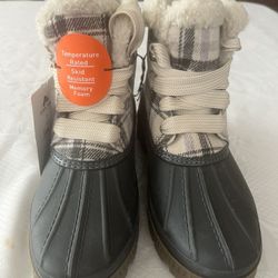 Ozark Trails Women’s Fleece Ankle High Boots Size 7