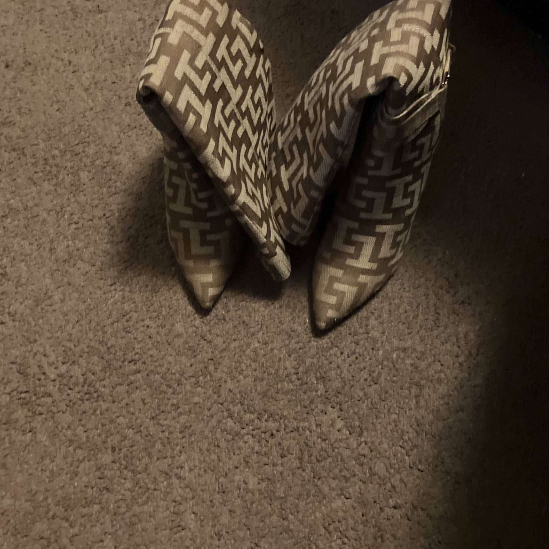 Sarah Heels