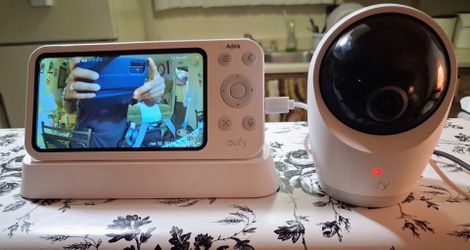 eufy Security Baby Monitor E21 with 4K UHD Camera, 5'' 720p Display, 8X Zoom, Hybrid Wi-Fi and No Wi-Fi Connection, 24/7 Recording in app, Pan-Tilt, P
