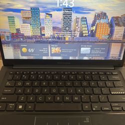 Asus Vivobook Laptop For Sale!!