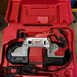 Milwaukee  Bandsaw 