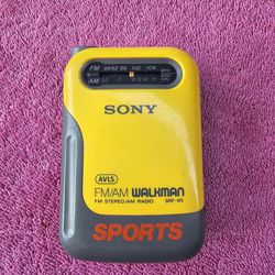 Sony Sports AVLS Radio FM/AM Walkman SRF-85 - Yellow
