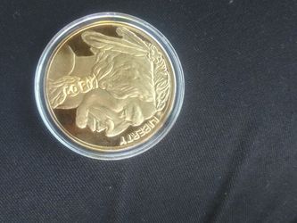 Gold coin