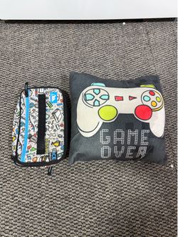 Gamer pillow and lunch box