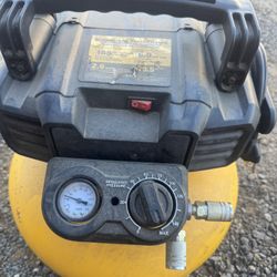 Dewalt Air Compresor 
