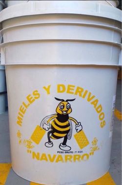 Honey 5 gallon Bucket