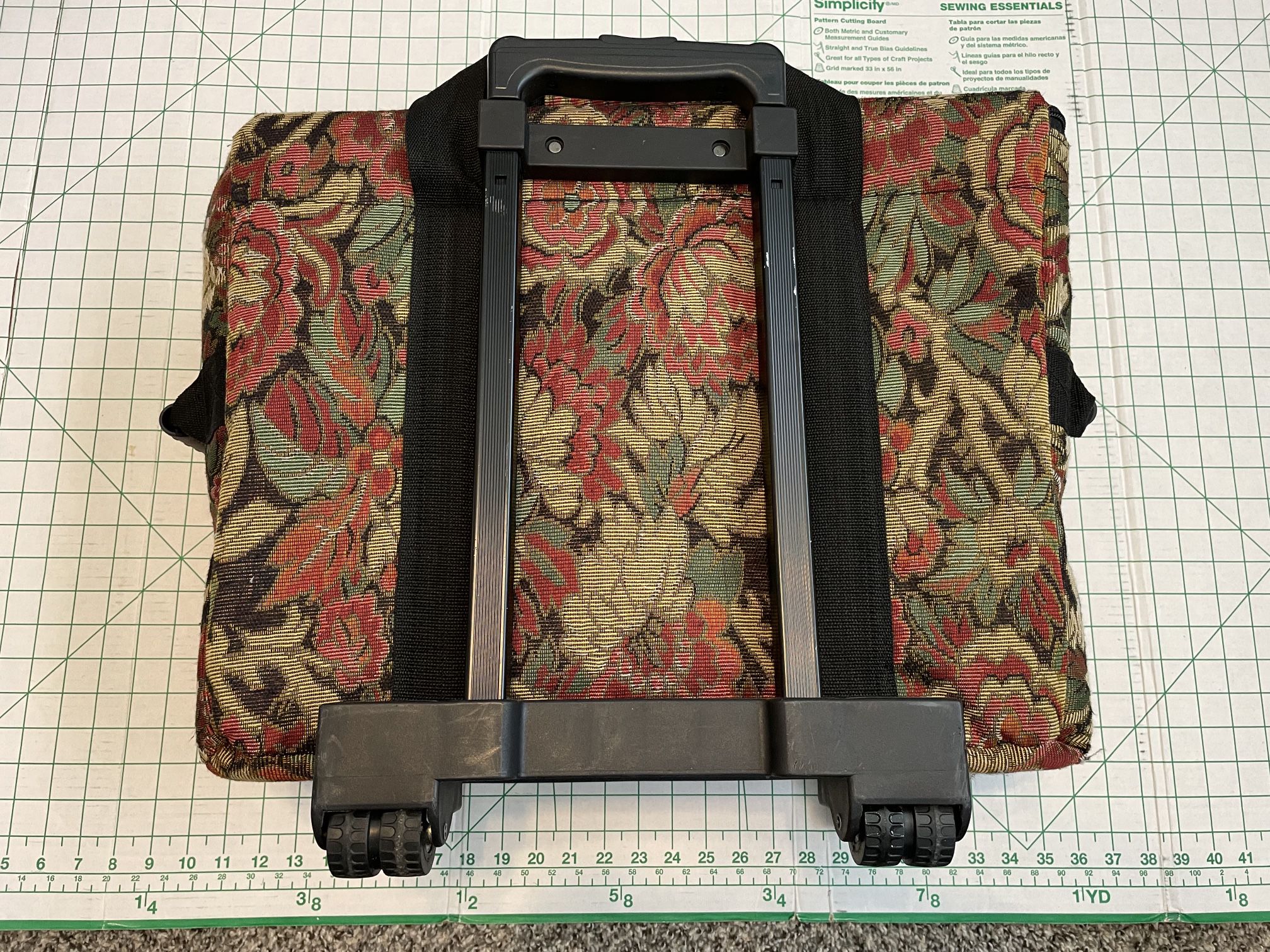 Sewing Bag With Wheels Floral Pattern
