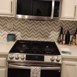 LG over the range Microwave Oven