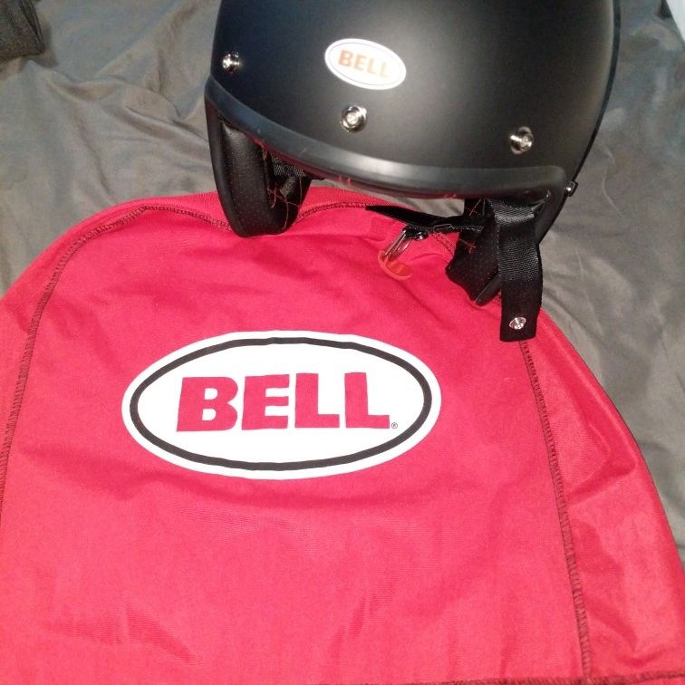 BELL XL Helmet