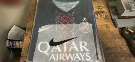PSG Paris Saint-Germain Nike Soccer Jersey