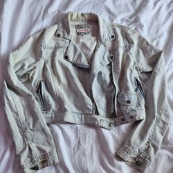 Jean Jacket Size Medium