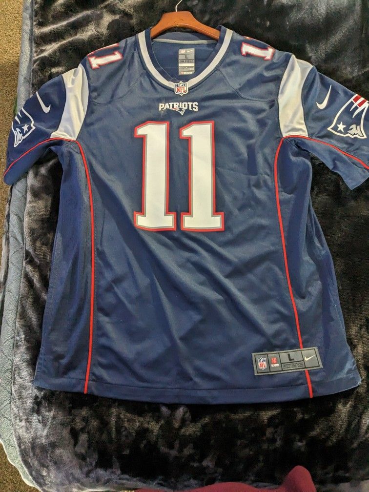 Patriots Jersey $20 Size Large 