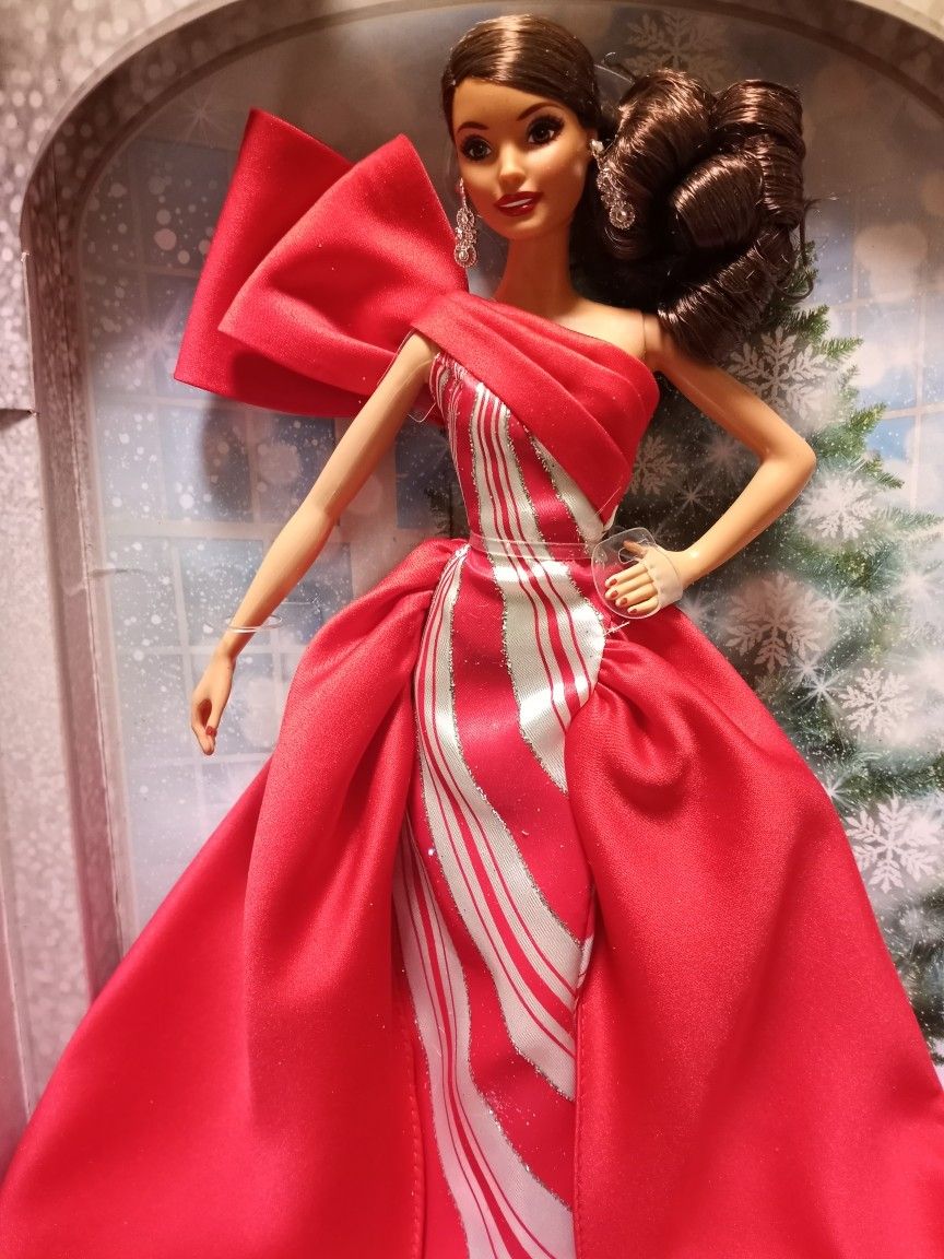 2019 Holiday Barbie Signature 