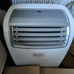 Black & Decker 8000 BTU Portable Air Conditioner 