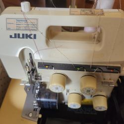 Juki MO-634DE Overlock Sewing Machine