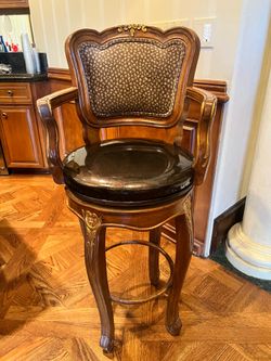3 bar stools