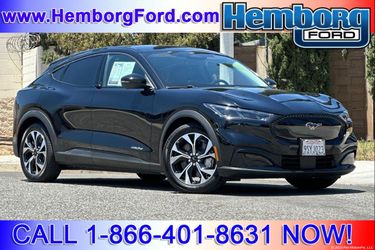 2025 Ford Mustang Mach-E