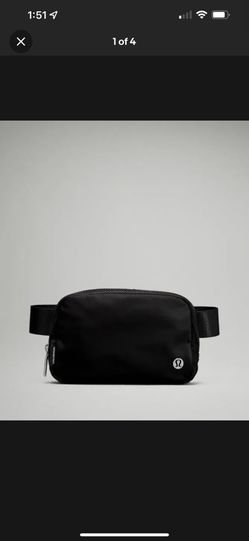 Lululemon Everywhere Belt Bag - NWT