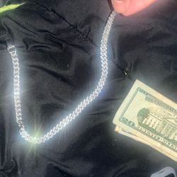 Bust Down Quban Chain