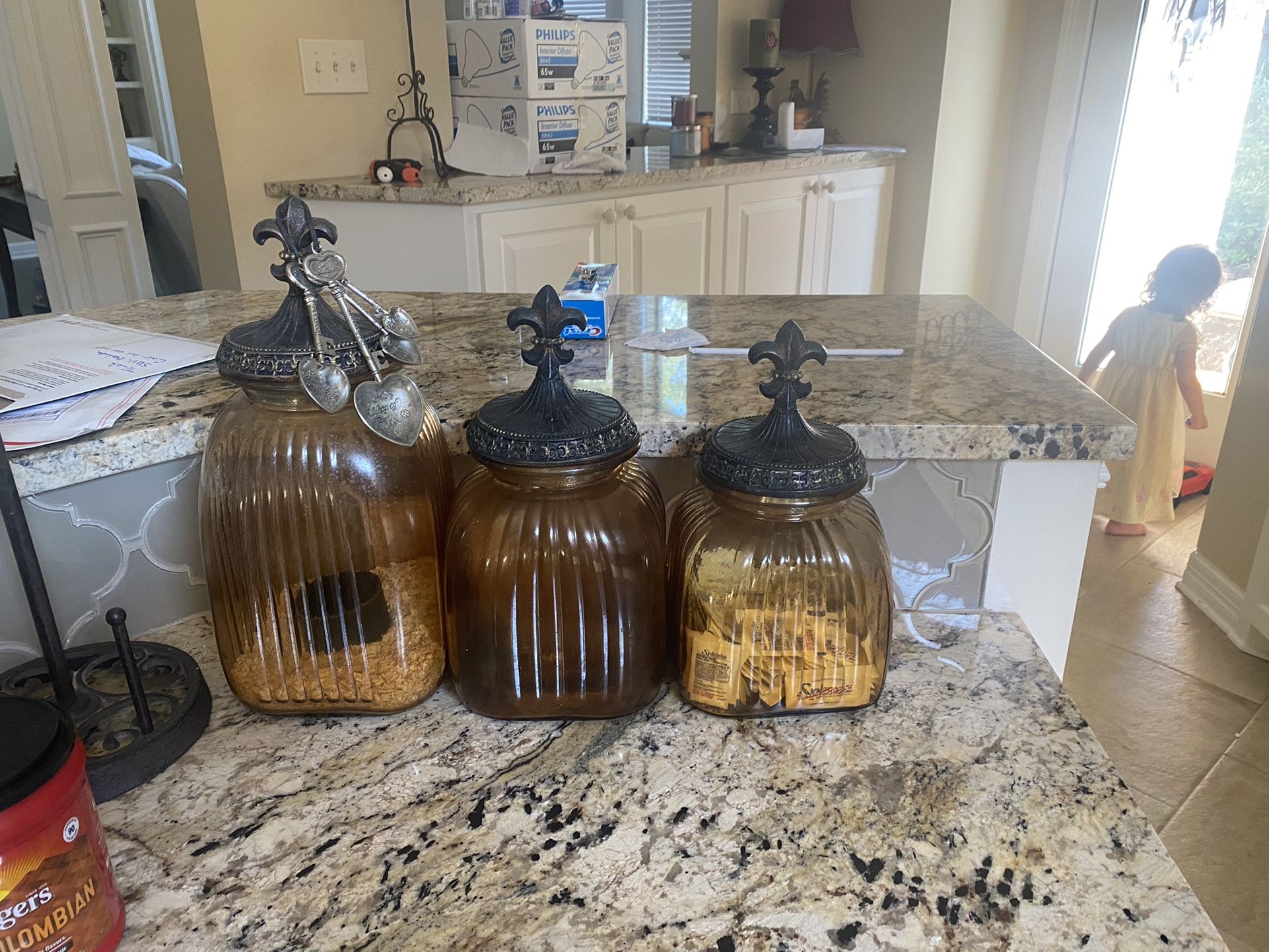 Fleur De Lis Canister Set
