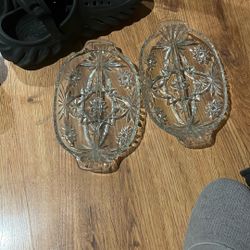 Condiment Serving Dishes