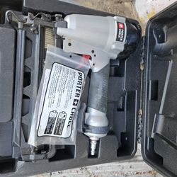 16 Gauge Finishe Nailer - Porter Cable Fn250c