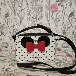 KATE SPADE DISNEY MINNIE MOUSE CAMERA CROSSBODY BAG POLKA DOTS/MINNIE BOW